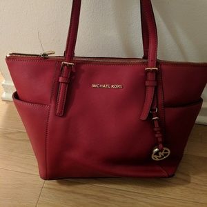 Michael Kors Jet Set Tote